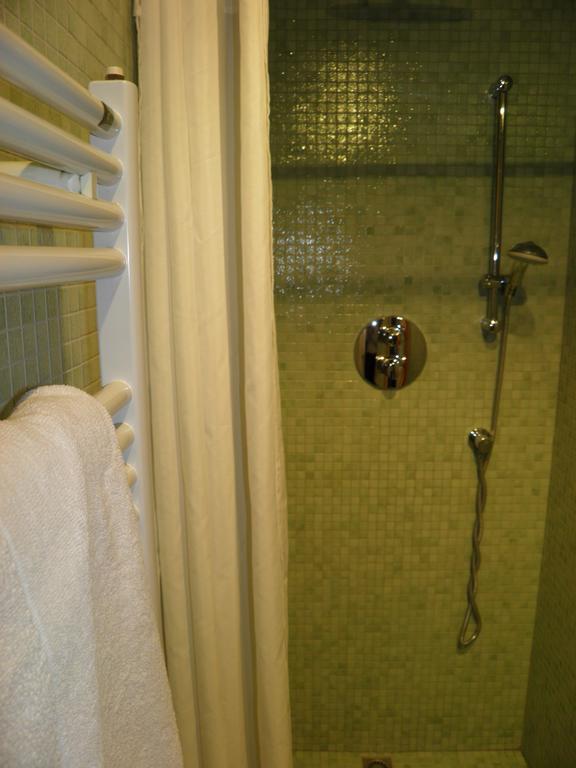 ברצלונה Suitur Courtyard Apartment מראה חיצוני תמונה