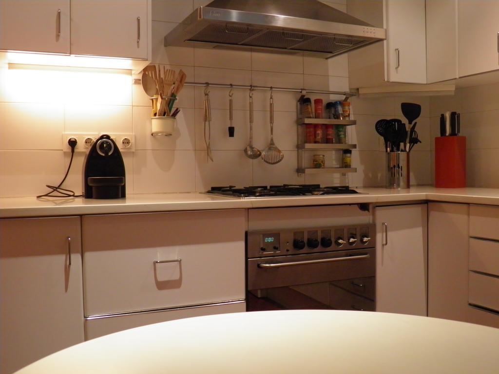 ברצלונה Suitur Courtyard Apartment מראה חיצוני תמונה