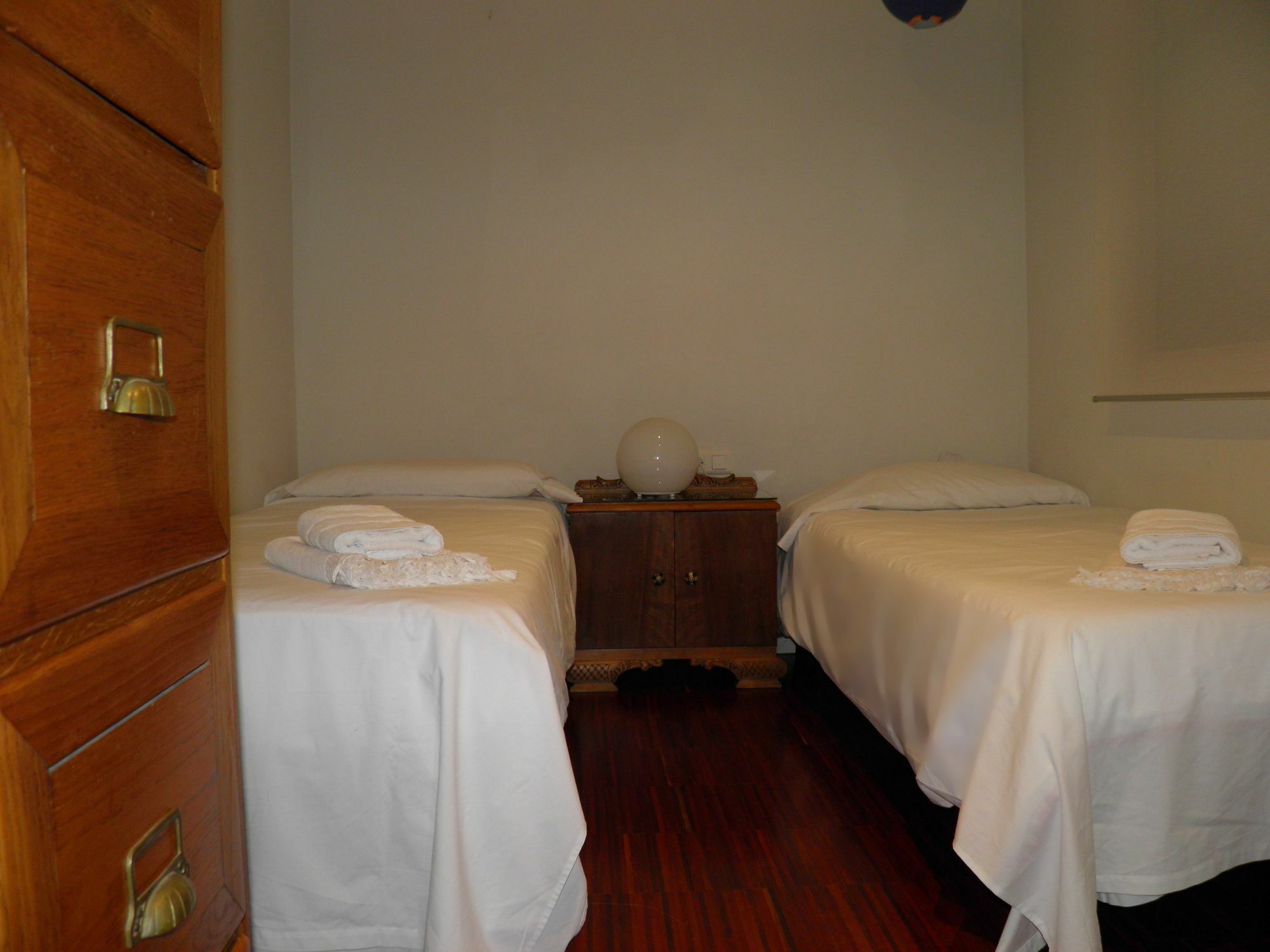 ברצלונה Suitur Courtyard Apartment מראה חיצוני תמונה