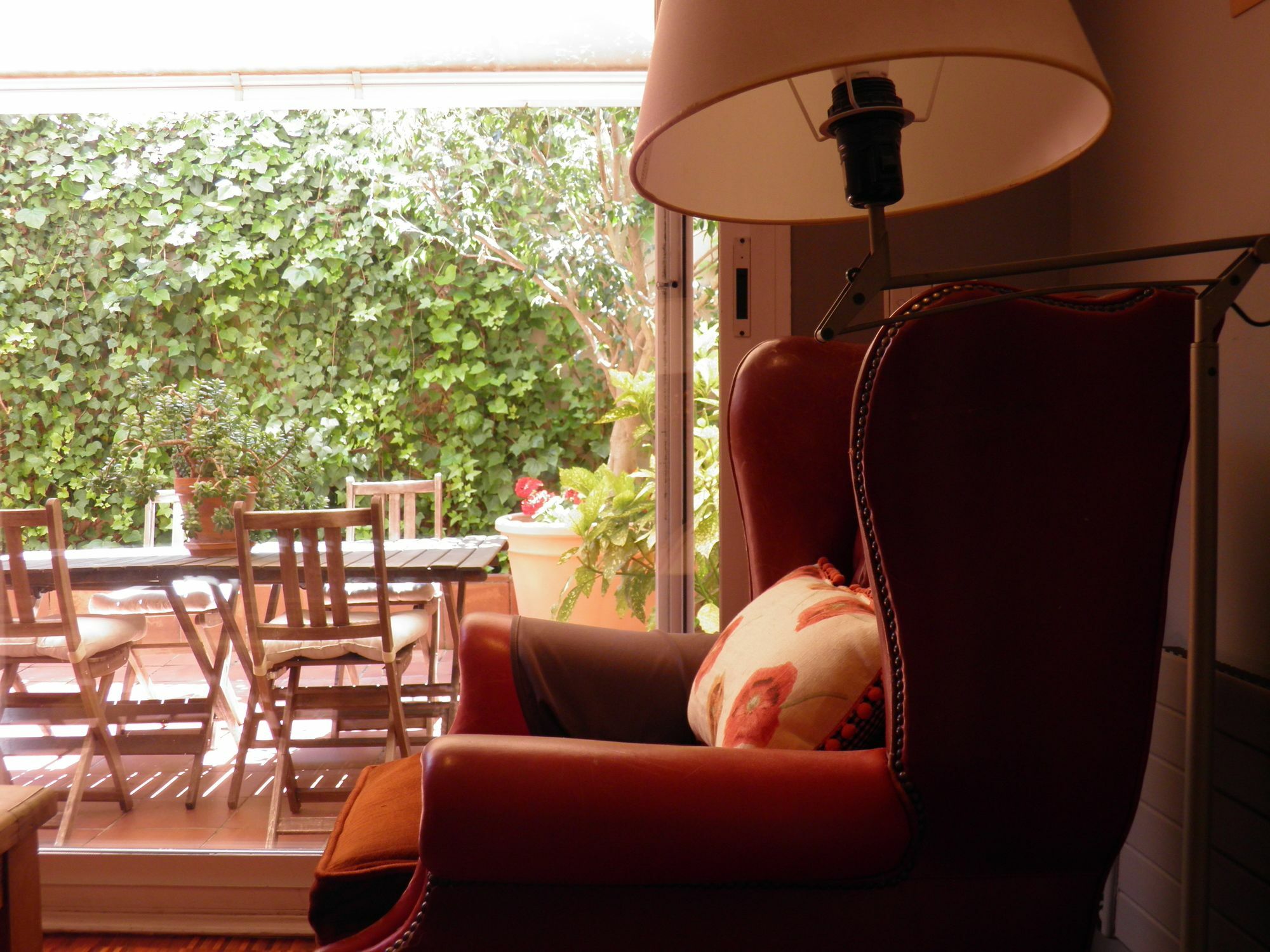 ברצלונה Suitur Courtyard Apartment מראה חיצוני תמונה
